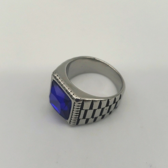 2007- Royal Blue Cubic Zirconia Handmade Men's Ring Size 10 NWT - Picture 2 of 7